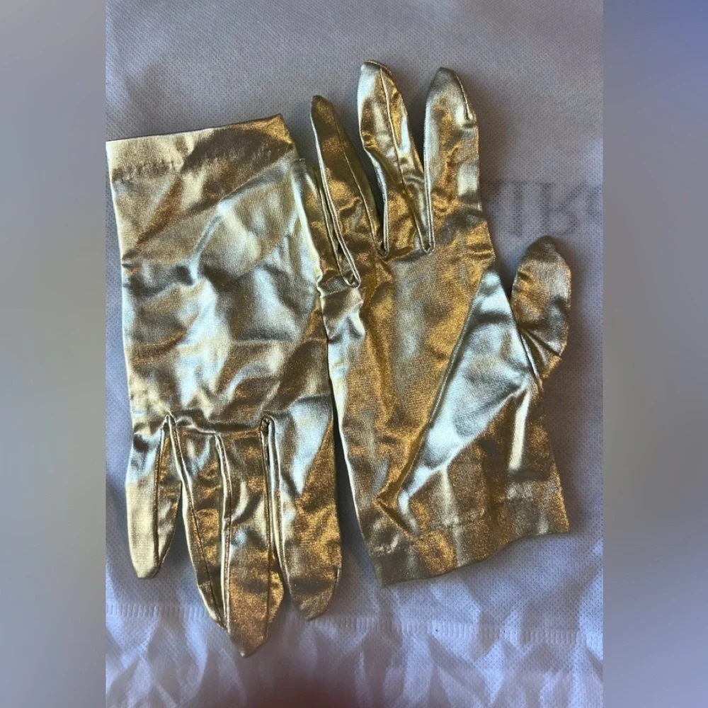 Vintage Gold colored Gloves Women’s small-medium size